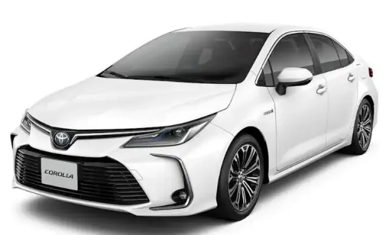 ⚪ Toyota Corolla
