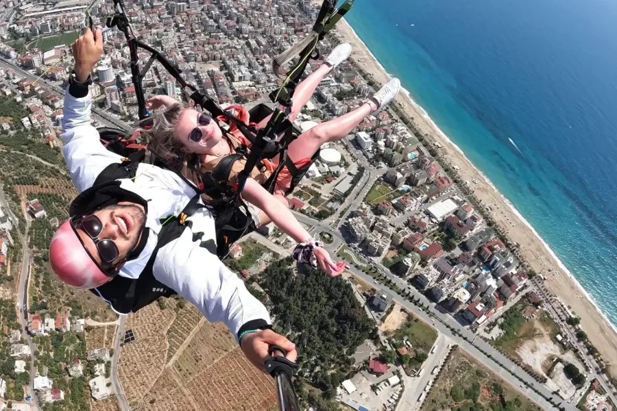⚪ Paragliding